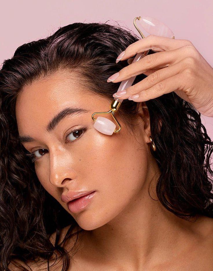Gua-Sha et Rouleau Visage