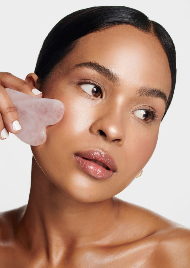 Gua-Sha et Rouleau Visage